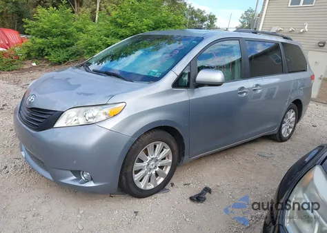2011 Toyota Sienna Limited из США, поврежденный, VIN 5TDDK3DC2BS012975